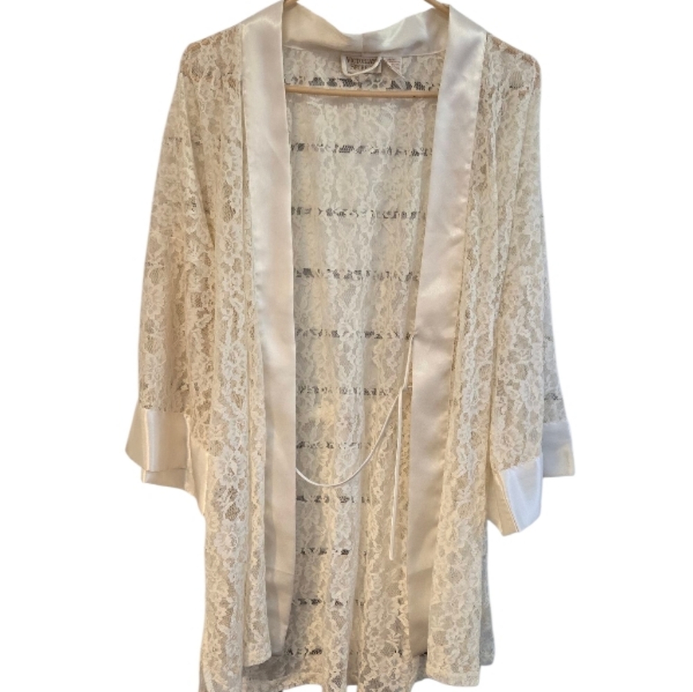 Victoria's Secret Vintage Gold Label Elegant Cream Lace Robe Satin Feminine O/S - Picture 2 of 5
